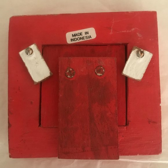 Small Red Funky Bright Frame - Picture 6 of 9